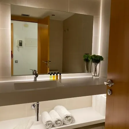 Апартаменты 31 Nights Luxury Aircon With Incredible Views Барселона
